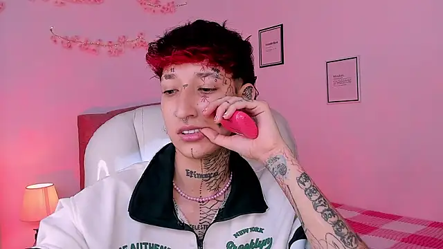 Luci Rose online show from 02-14-26, 02:23