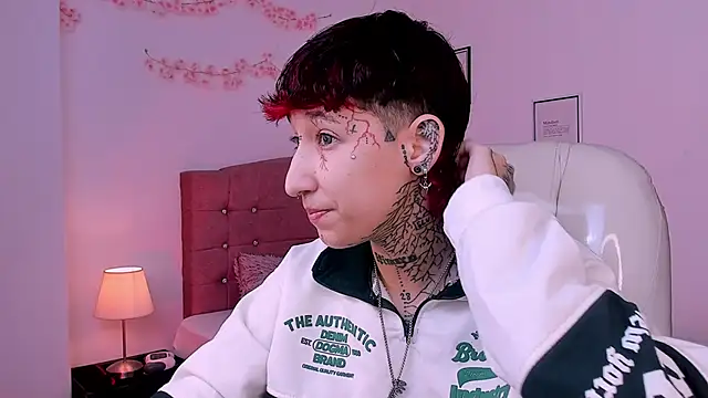 Luci Rose online show from 03-18-26, 04:19