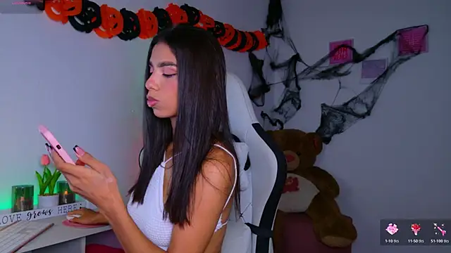 BrunetteAdams001 online show from 10-24-25, 03:49