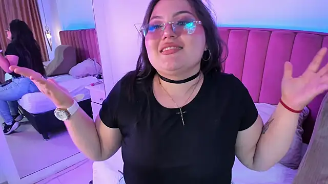 Tessa Sinclaire online show from 03-30-26, 09:05