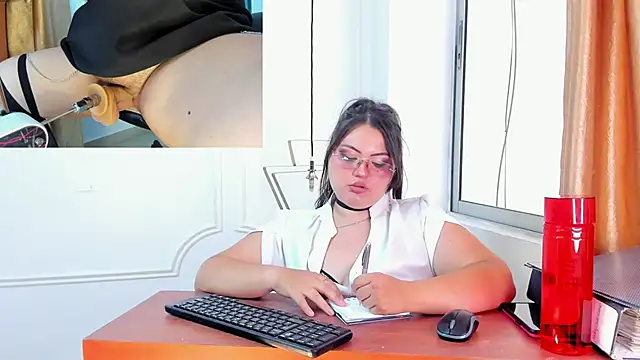 Tessa Sinclaire online show from 05-05-26, 08:56