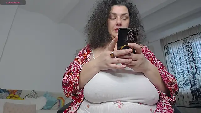 BohoBabeLexy online show from 12-17-25, 09:03