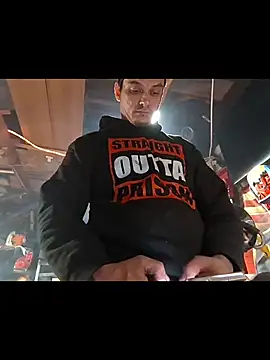 twistafatpipe online show from 11-16-25, 08:35