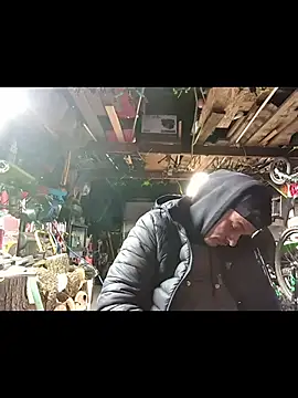 twistafatpipe online show from 12-15-25, 09:15