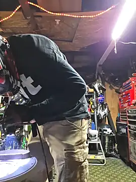 twistafatpipe online show from 11-18-25, 03:32