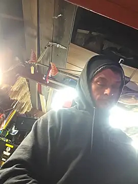 twistafatpipe online show from 02-05-26, 10:00