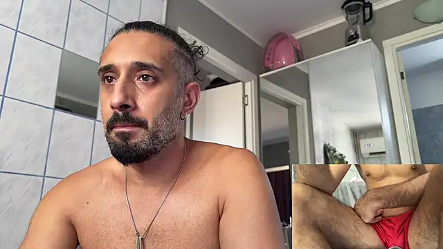 Secret Lovers1 online show from 07-11-26, 01:44