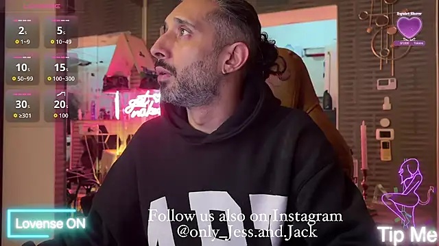 Secret Lovers1 online show from 02-01-26, 08:51