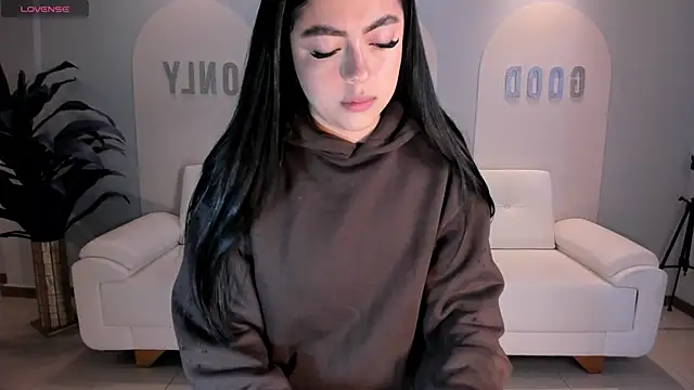 NataliaGaret online show from 04-05-26, 10:00