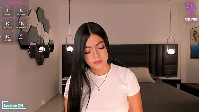 NataliaGaret online show from 02-10-26, 01:59