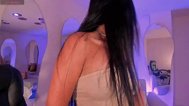 AyshelBrown online show from 10-17-25, 04:38