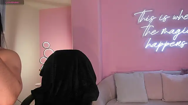 MilaColeman online show from 11-08-25, 02:04