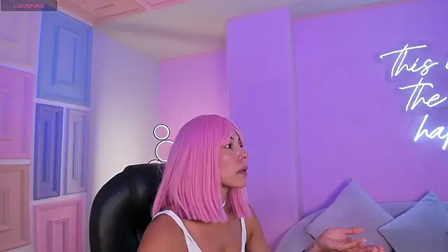 AmberColors  online show from 11-26-25, 07:36