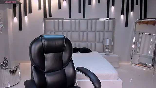 AmberColors  online show from 03-16-26, 07:16