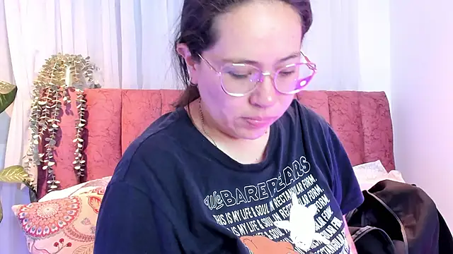 Ashley Monroe online show from 11-06-25, 11:36