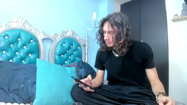 LUAUS18 online show from 09-15-25, 04:35