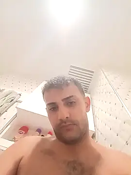 Snapshot of Muratcan33 chatting on 09-15-25, 02:56 Muratcan33 online show from 09-15-25, 02:56