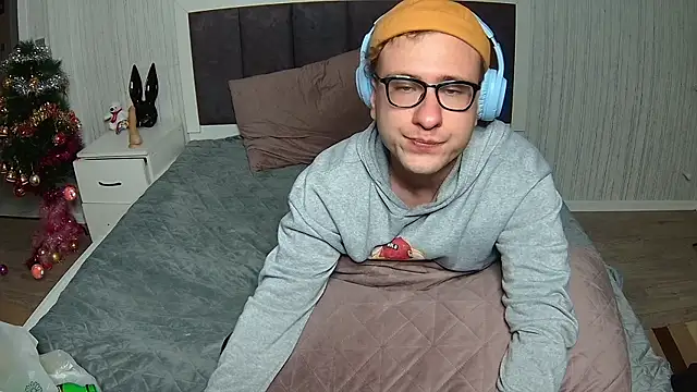 DennisGartmanB online show from 01-05-26, 05:27