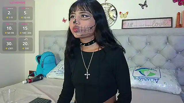 NubesNubladas online show from 10-25-25, 04:11