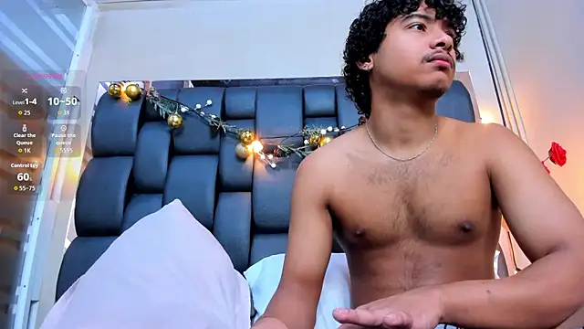 Snapshot of Miriam_milf chatting on 03-24-26, 12:38 Miriam milf online show from 03-24-26, 12:38