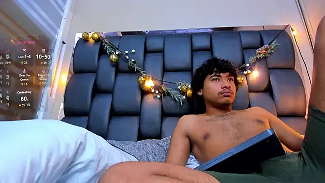 Snapshot of Miriam_milf chatting on 03-23-26, 12:38 Miriam milf online show from 03-23-26, 12:38