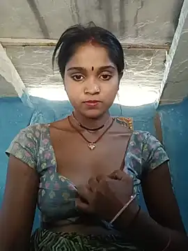 Snapshot of Harini_Gautam chatting on 06-04-26, 04:28 Harini Gautam online show from 06-04-26, 04:28