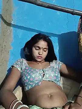 Snapshot of Harini_Gautam chatting on 05-22-26, 04:27 Harini Gautam online show from 05-22-26, 04:27