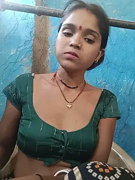 Snapshot of Harini_Gautam chatting on 05-23-26, 04:33 Harini Gautam online show from 05-23-26, 04:33