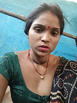 Snapshot of Harini_Gautam chatting on 05-27-26, 06:10 Harini Gautam online show from 05-27-26, 06:10