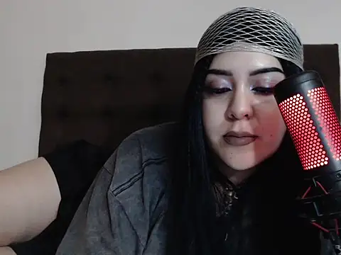 bluegoddessstoned online show from 09-20-25, 08:30