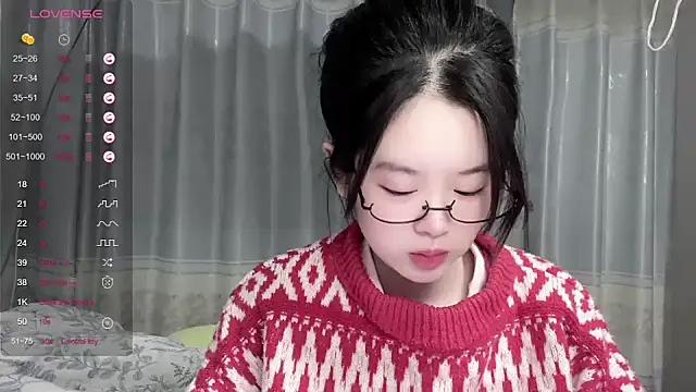 tender-11 online show from 11-19-25, 10:48