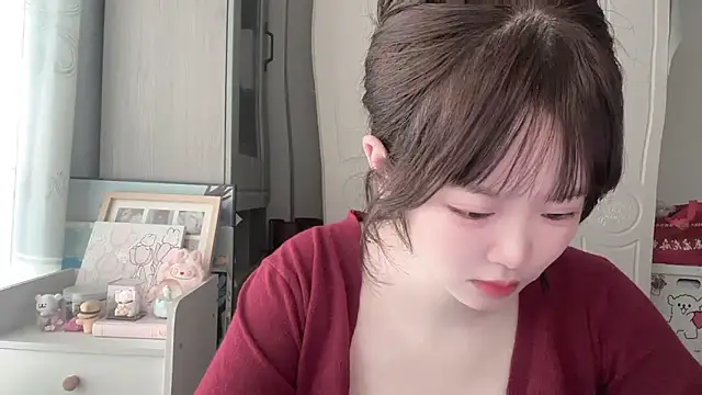 tender-11 online show from 03-06-26, 06:52