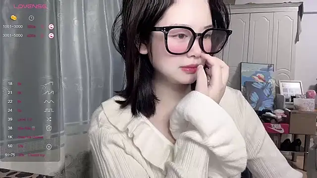 tender-11 online show from 12-04-25, 11:09