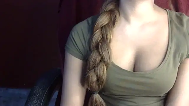 heartless Queen online show from 03-26-26, 05:17