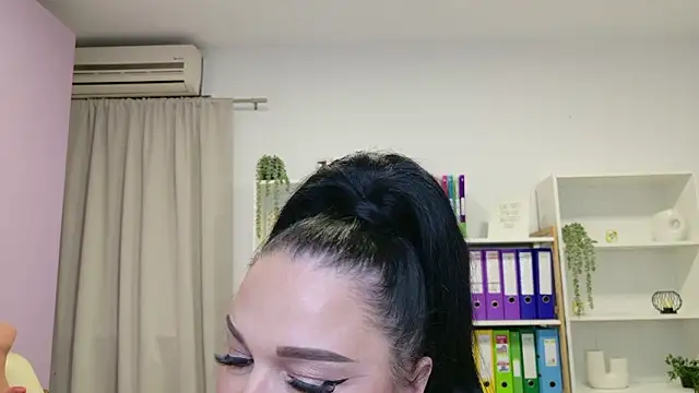 Snapshot of RubiHarper chatting on 02-03-26, 06:40 RubiHarper online show from 02-03-26, 06:40