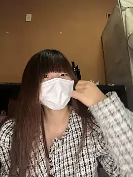 Snapshot of natsumiii chatting on 10-04-25, 02:51 natsumiii online show from 10-04-25, 02:51
