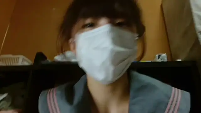 Snapshot of natsumiii chatting on 09-16-25, 01:01 natsumiii online show from 09-16-25, 01:01
