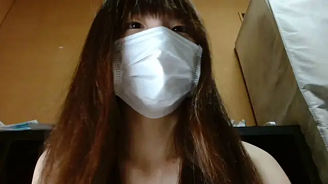 Snapshot of natsumiii chatting on 10-01-25, 01:04 natsumiii online show from 10-01-25, 01:04