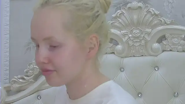 EllieFrosty  online show from 05-11-26, 11:57