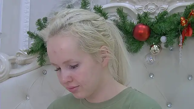 EllieFrosty  online show from 01-08-26, 01:11