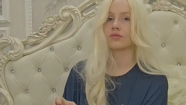 EllieFrosty  online show from 10-06-25, 07:03