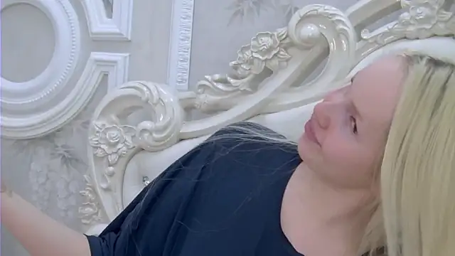 EllieFrosty  online show from 03-13-26, 04:34