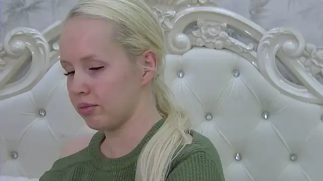 EllieFrosty  online show from 01-16-26, 06:12