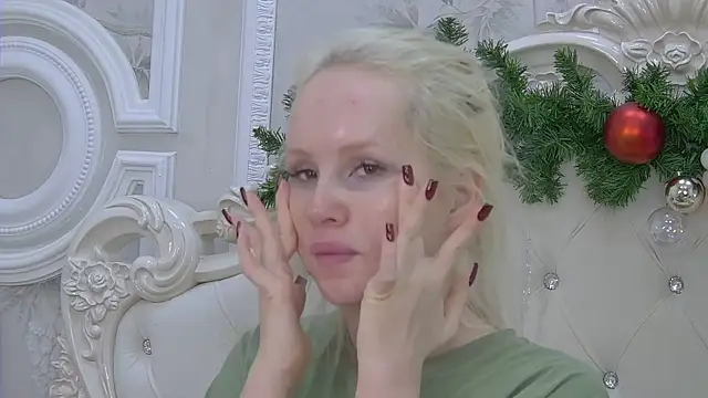 EllieFrosty  online show from 01-06-26, 07:51