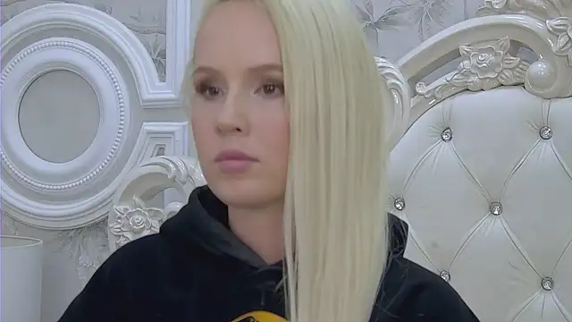 EllieFrosty  online show from 11-24-25, 05:13