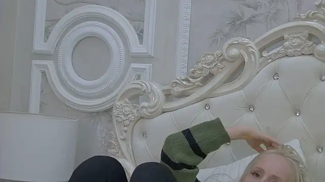 EllieFrosty  online show from 02-08-26, 07:22