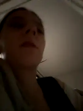 Snapshot of SugarBabyIvy chatting on 09-15-25, 04:24 SugarBabyIvy online show from 09-15-25, 04:24