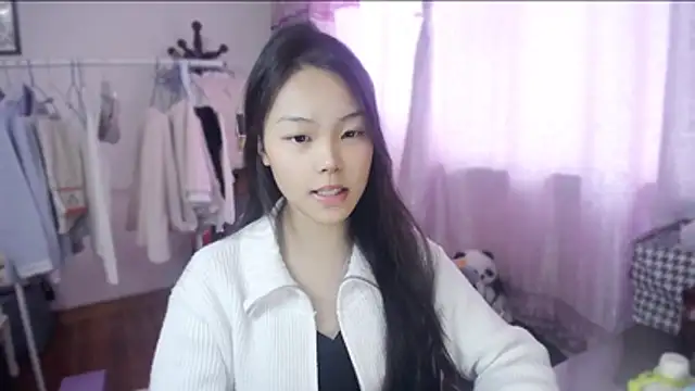 yao-yao  online show from 11-26-25, 06:35