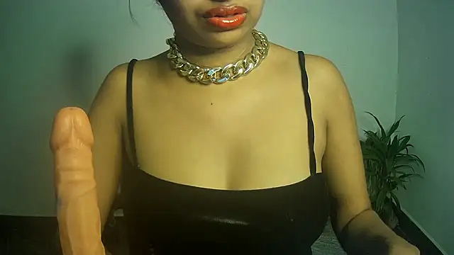 Minu Cam online show from 05-28-26, 06:36