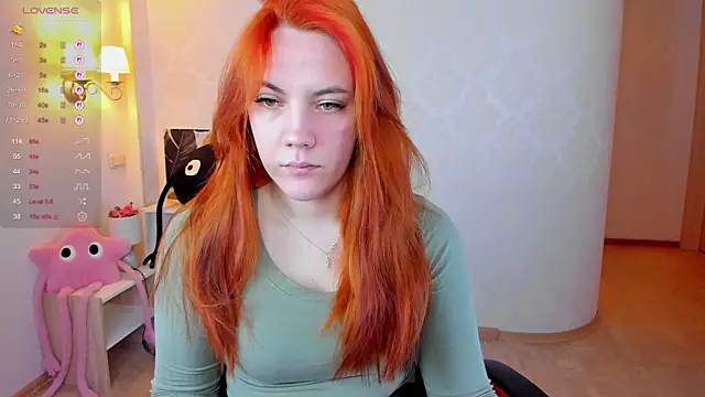 Snapshot of Gingerr_pie chatting on 02-10-26, 04:44 Gingerr pie online show from 02-10-26, 04:44